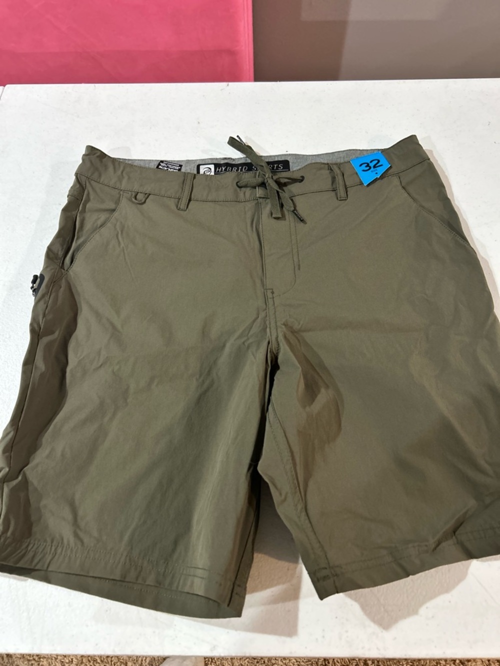 Hybrid Sports Men's Cargo Shorts - Olive Green